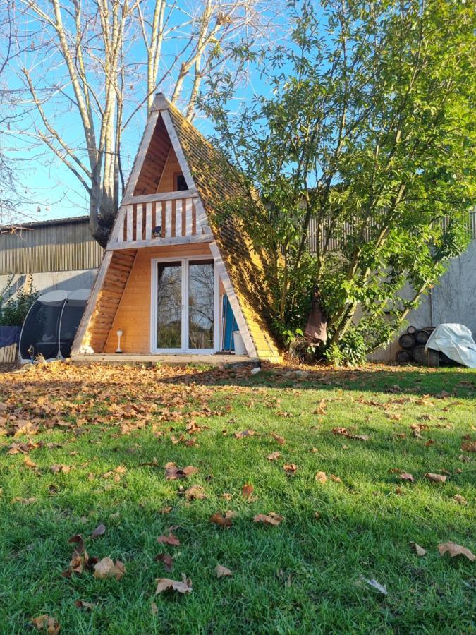 Le Chalet Tipi Avec Jacuzzi Et Jardin Troyes Ngoại thất bức ảnh